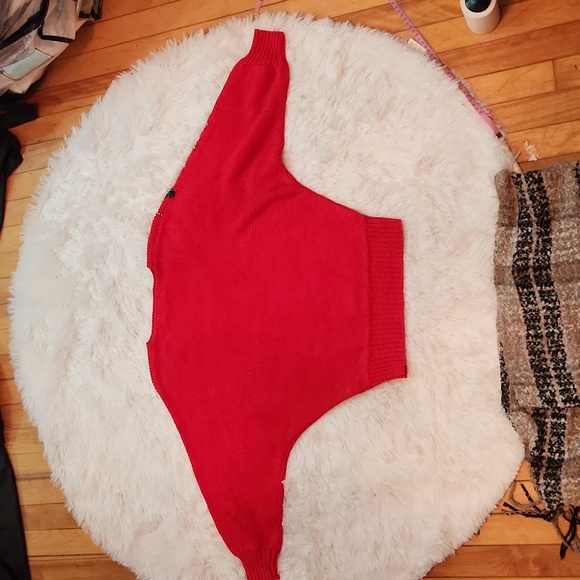 Cannelloni hand knit, hand beaded red dolman sleeve sweater - Picture 11 of 12